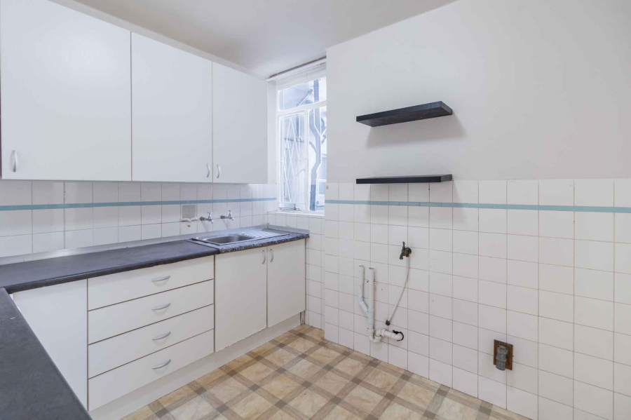 To Let 1 Bedroom Property for Rent in Mouille Point Western Cape